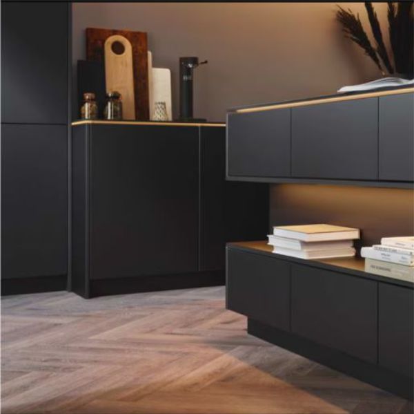 HPL Crystal. REHAU